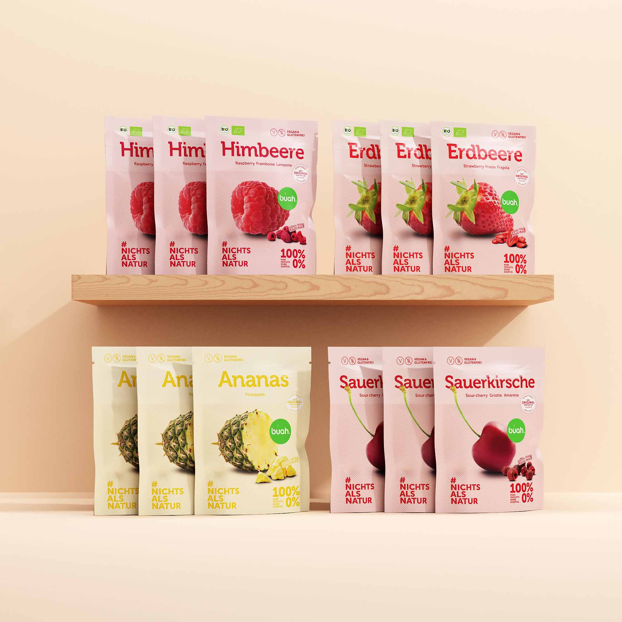 Jeweils 3 Snackpacks der sauren buah Sorten Himbeere, Erdbeere, Ananas und Sauerkirsche