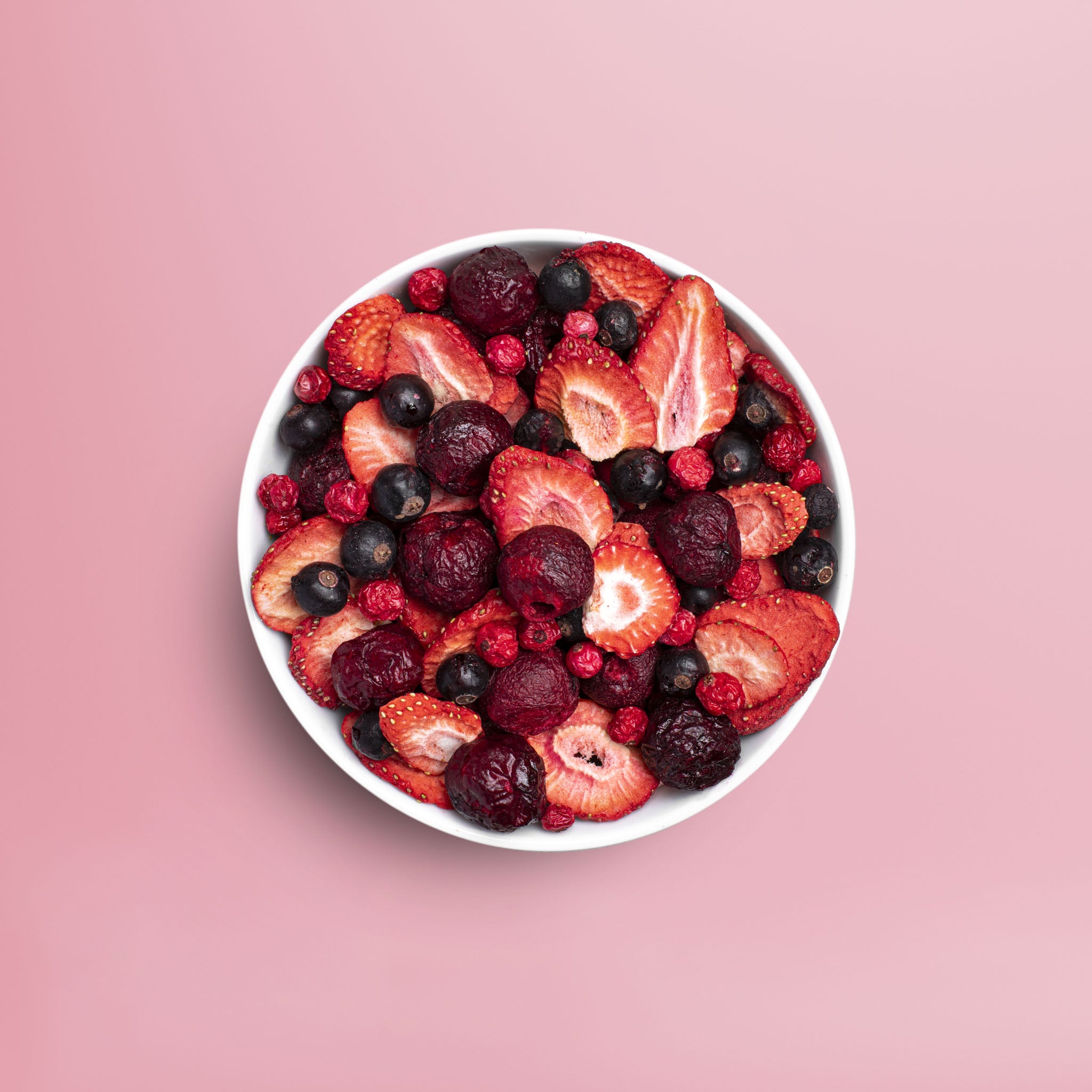 buah Mischung Sauerkirsche & Friends mit Erdbeeren, Sauerkirsche, rote und schwarze Johannisbeere