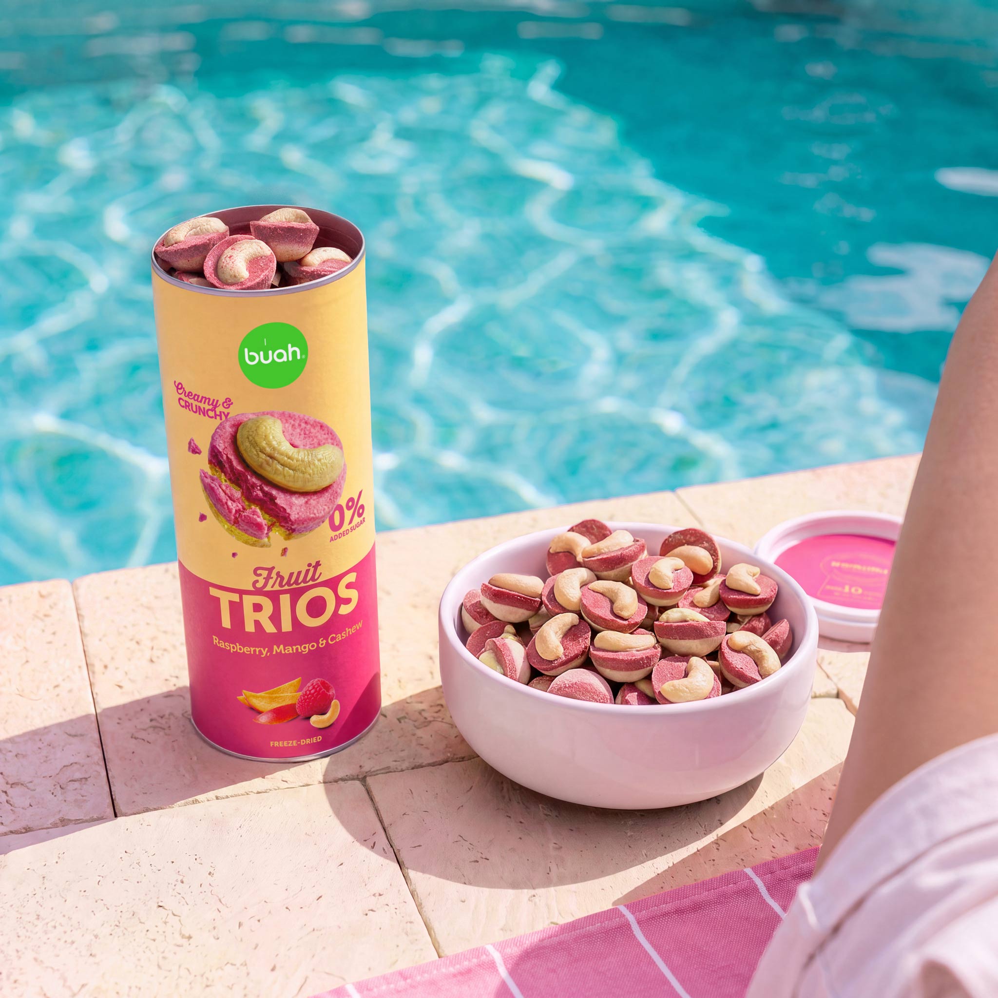 Neue Buah Trios Himbeere, Mango & Cashew – Trios zum snacken am Pool in einer Schale
