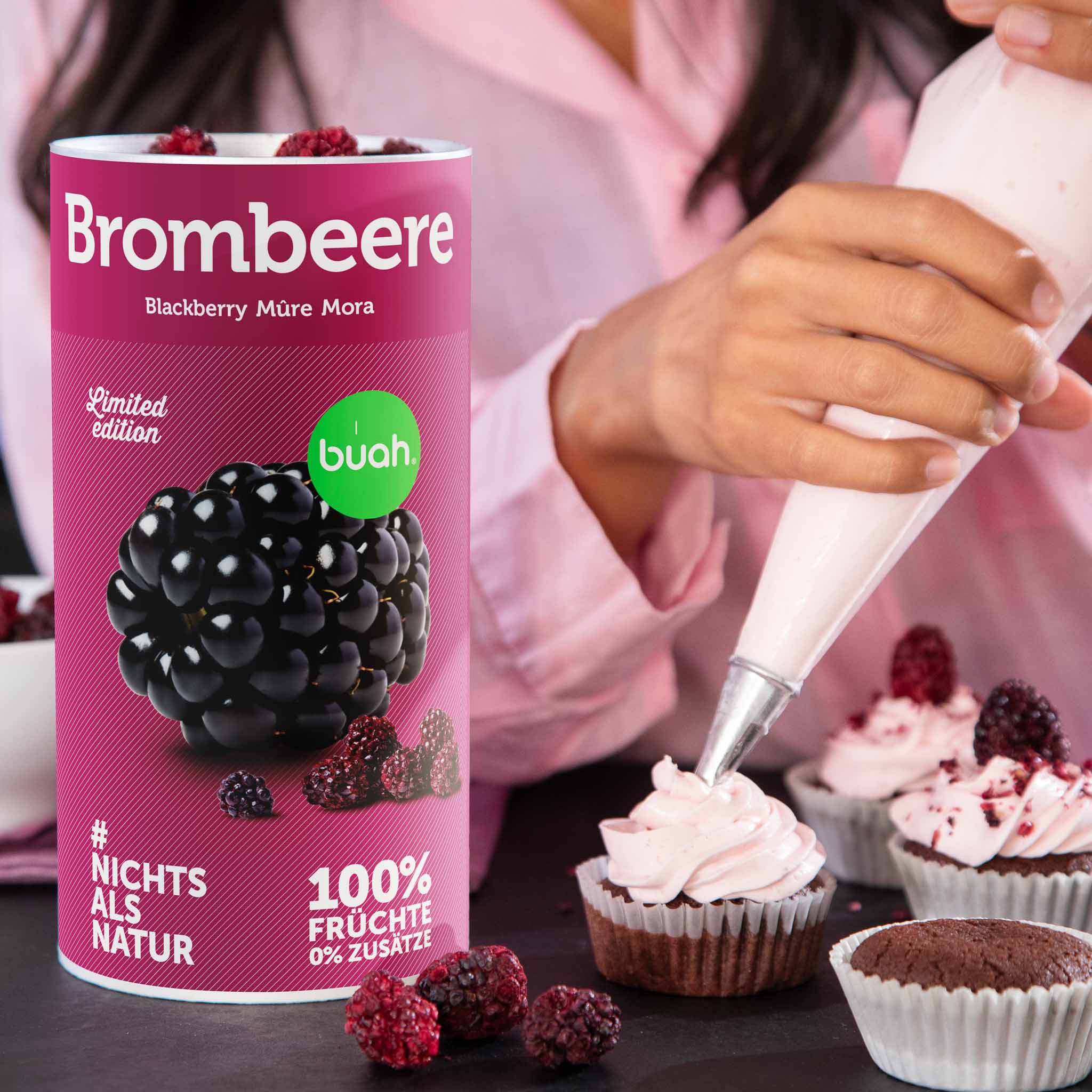 Freeze-dried blackberries